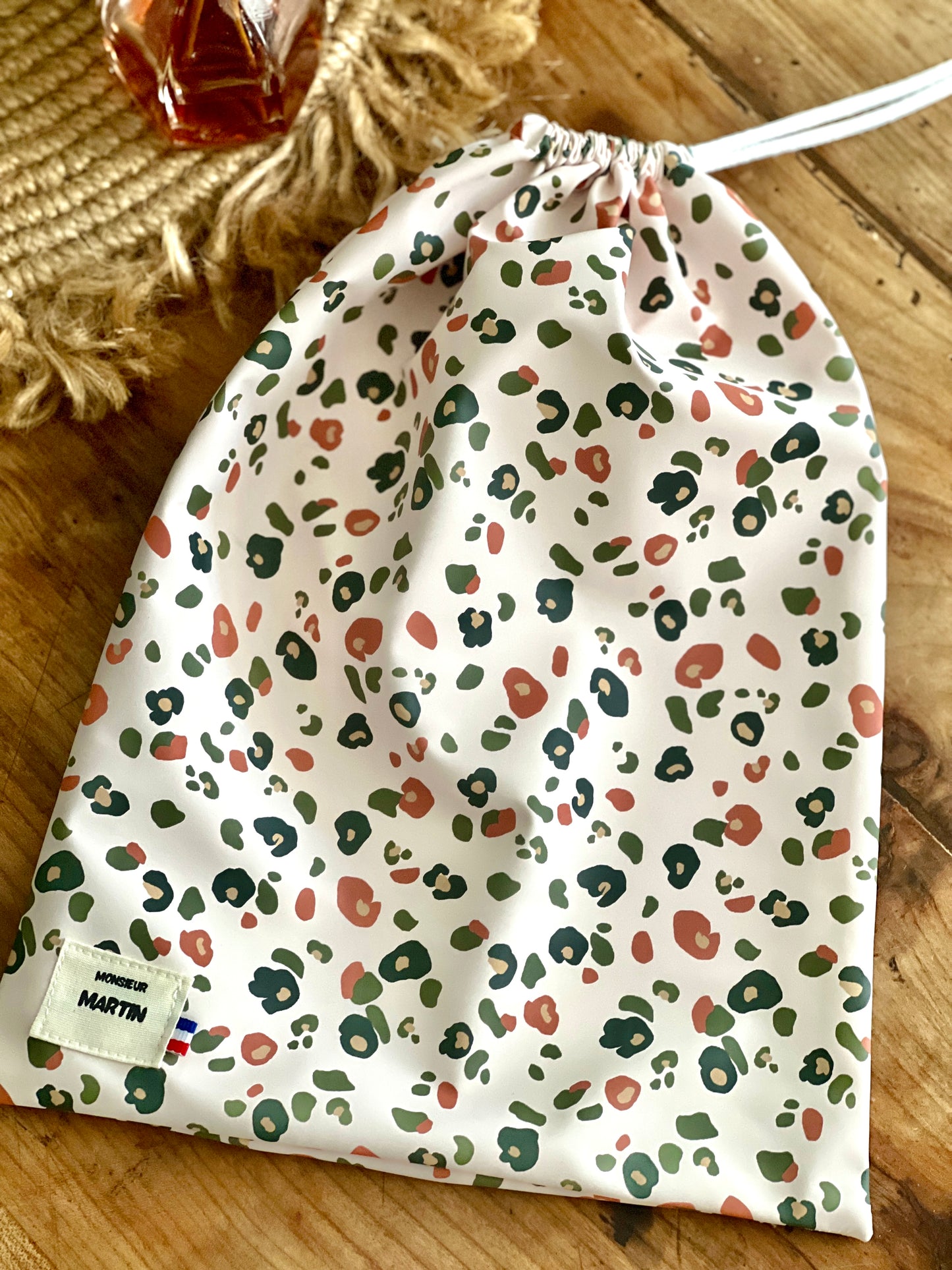 Pochette imperméable léopard chic et élégante